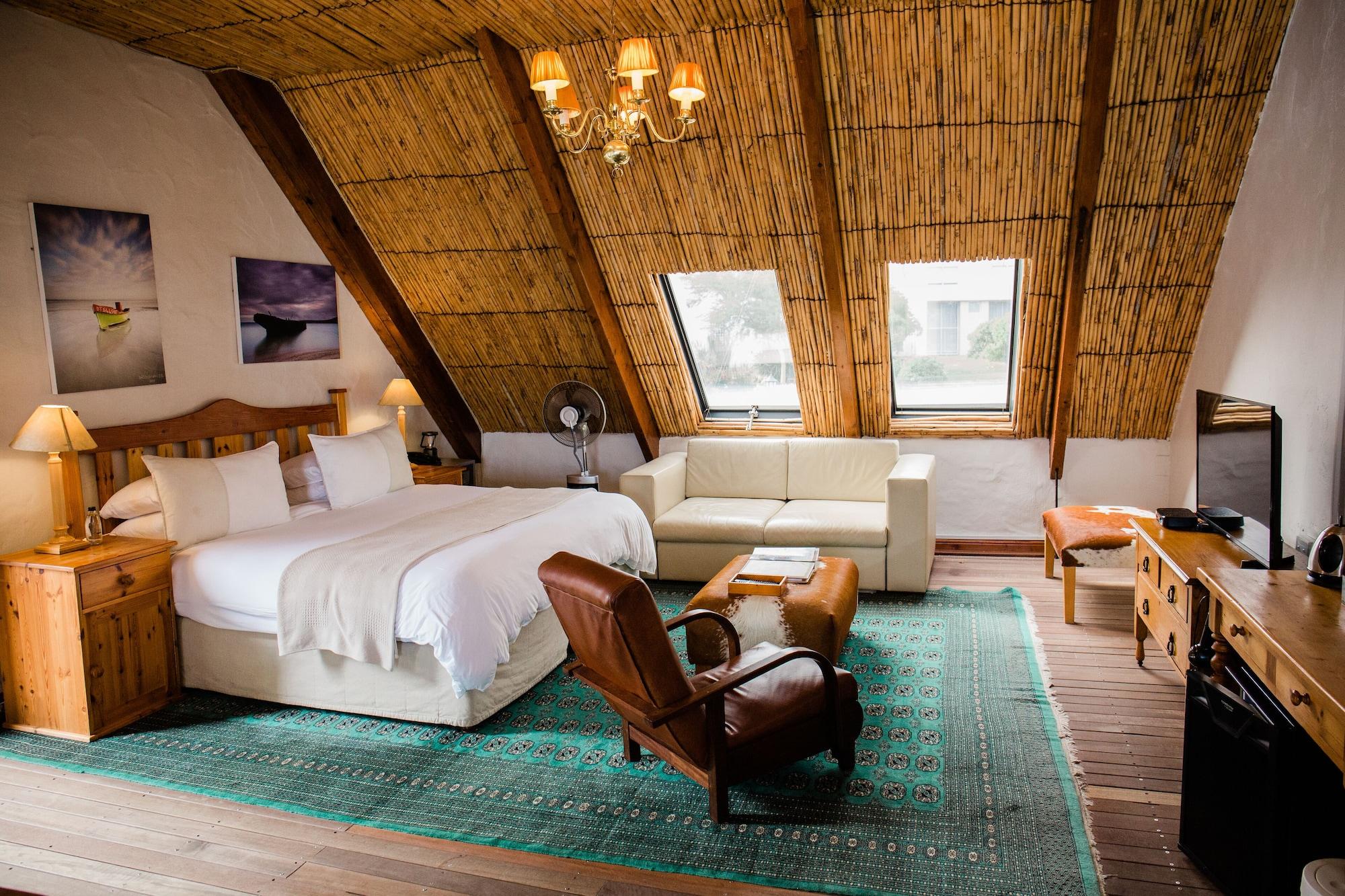 Adventure Pad'S By The Farmhouse Hotel Лангебан Экстерьер фото